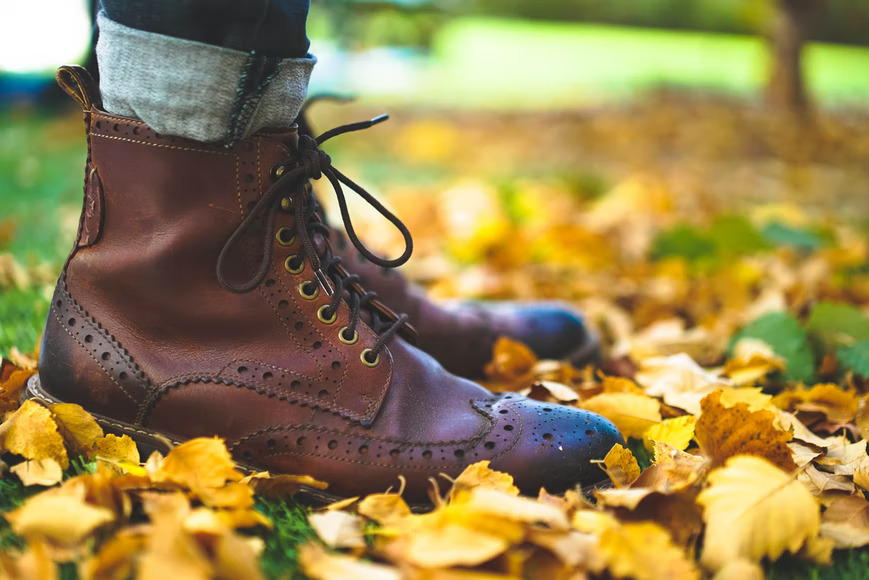 A Complete Guide On How To Wear Brogues For Men