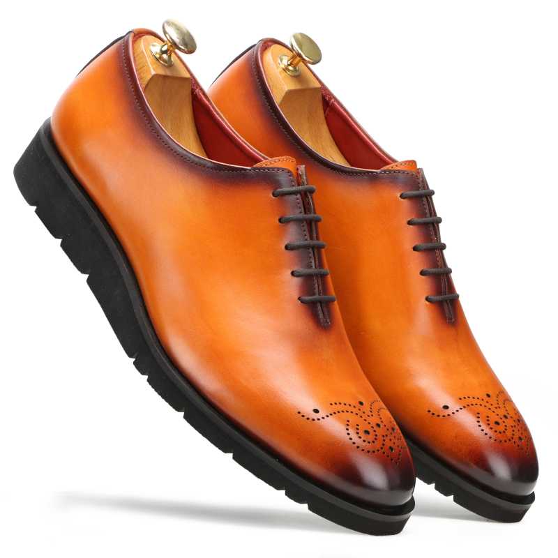 Medallon Wholecut Tan - Escaro Royale