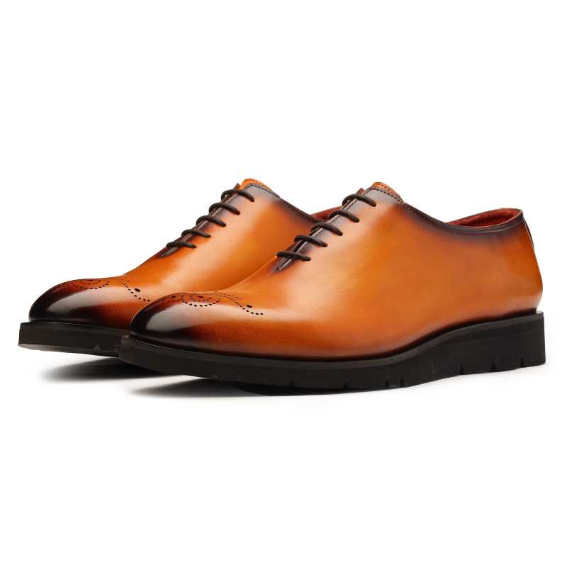 Medallon Wholecut Tan - Escaro Royale