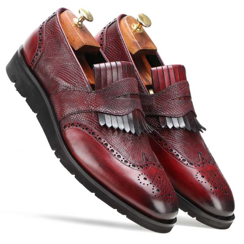 Rozera Wingtip Kiltie Slipons - Escaro Royale