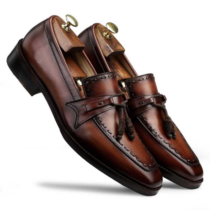 Dominator Tassel Penny Loafers - Escaro Royale