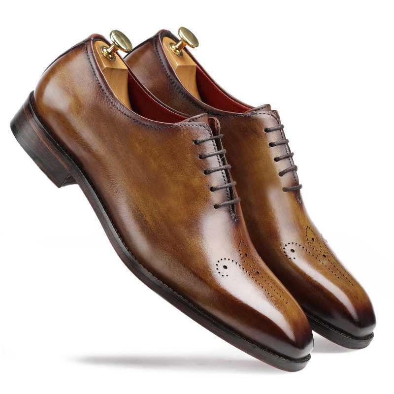 The Nicholas Medallion Wholecut in Tan - Escaro Royale