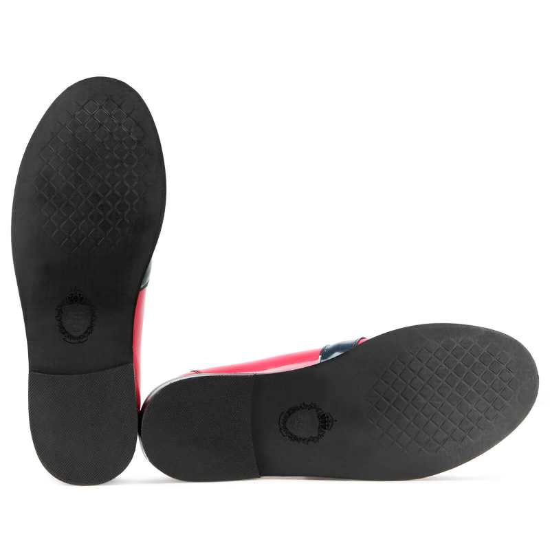 Donna Kiltie Loafers - Escaro Royale