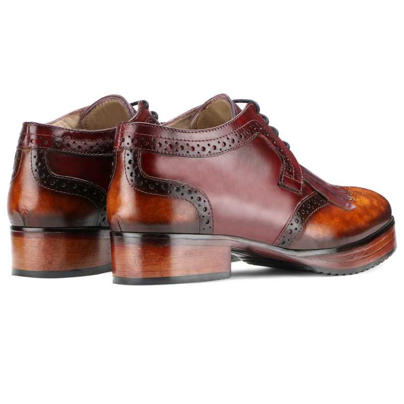 Olga Kiltie Lace-up - Escaro Royale