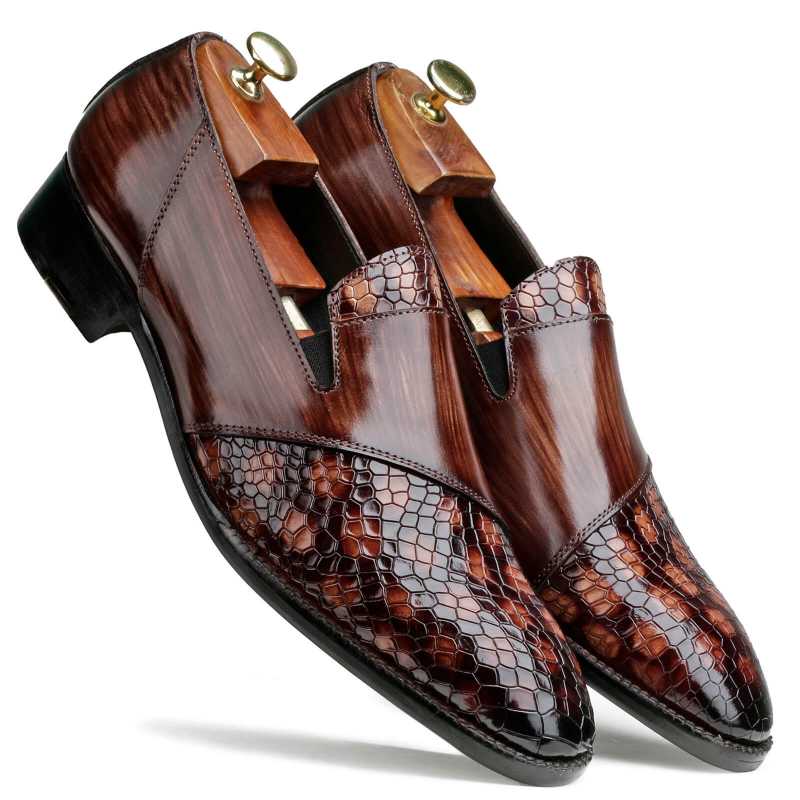 Romigi Textured Loafers - Escaro Royale