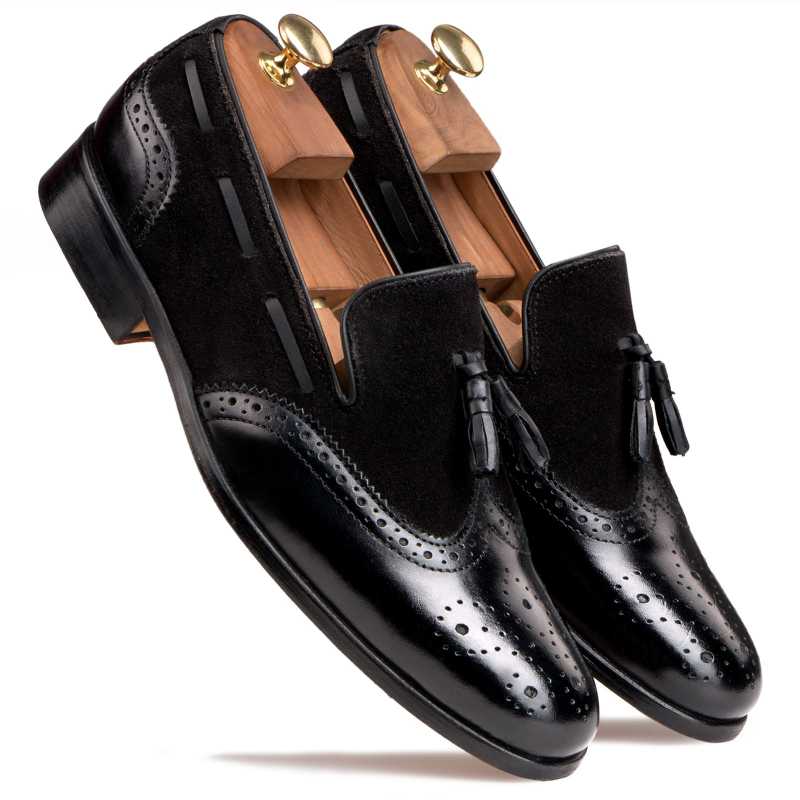 The Chicago Tassel Loafer in Black - Escaro Royale