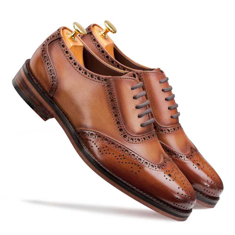 Tessio Dual-Shade Burnished Tan Wingtip Brogues - Escaro Royale