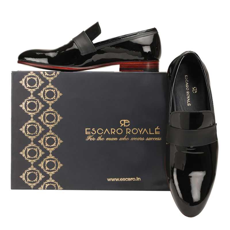 The Hugo Slip-Ons in Black - Escaro Royale