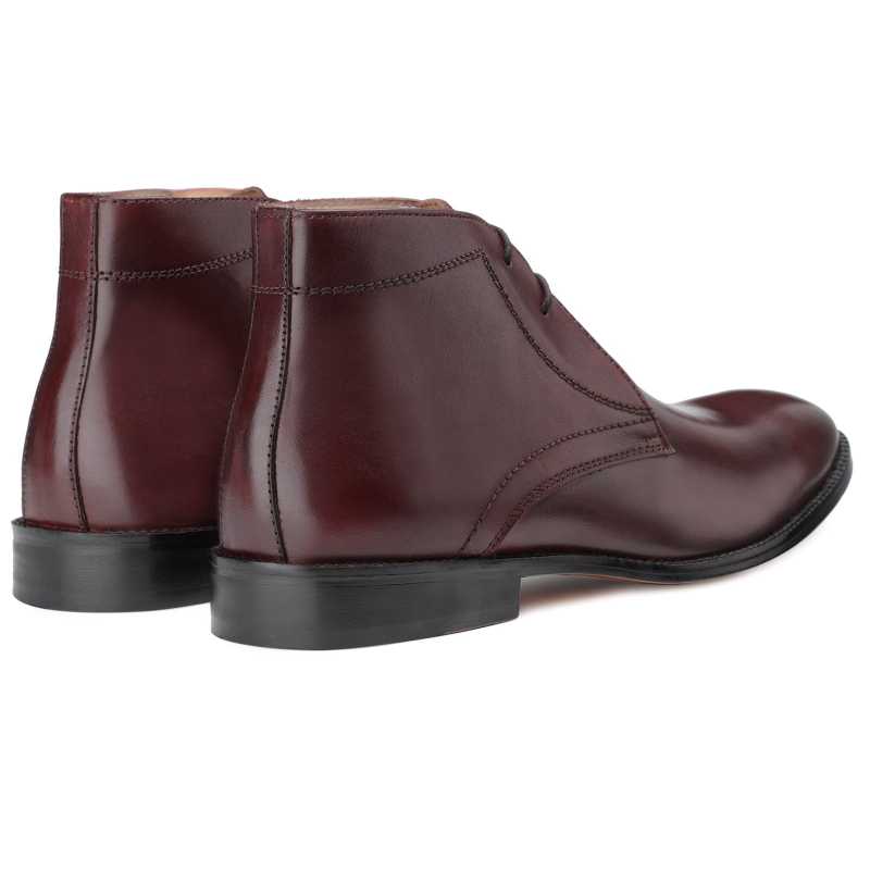 The Munich Chukka Boots in Cognac - Escaro Royale