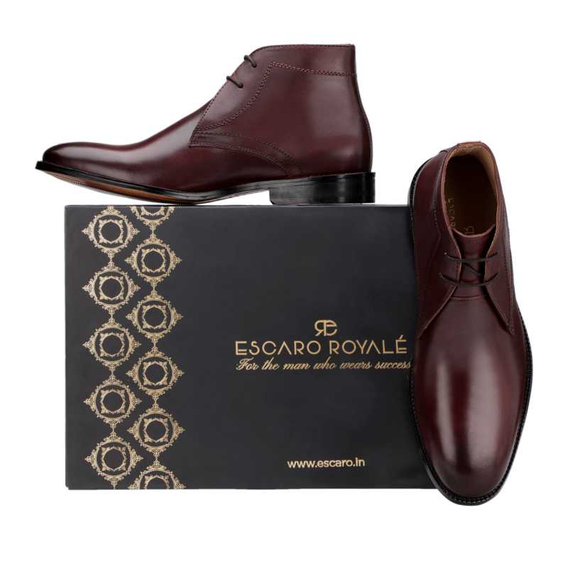 The Munich Chukka Boots in Cognac - Escaro Royale