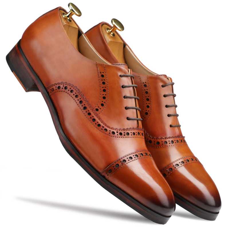 The Vienna Toecap Oxfords in Tan - Escaro Royale