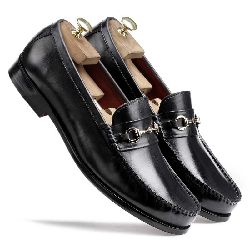 The Carlos Horsebit Loafer in Black - Escaro Royale