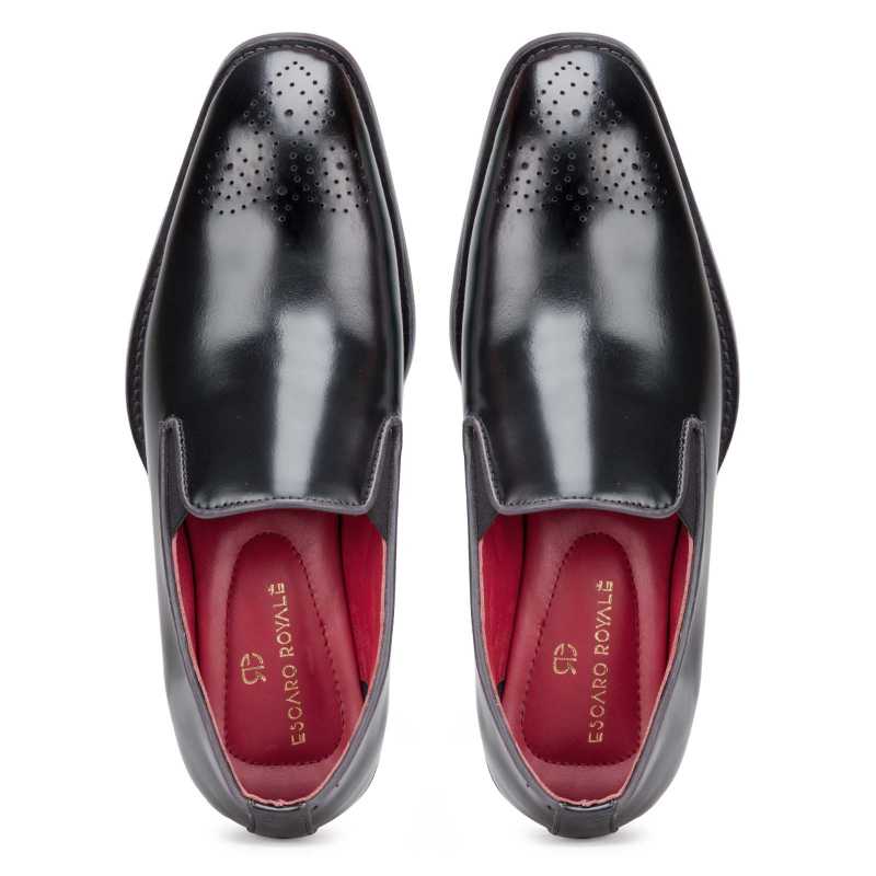 Black Medallion Slip On - Escaro Royale