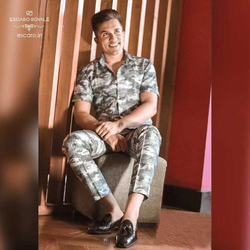 Black Tassel Loafers - Escaro Royale