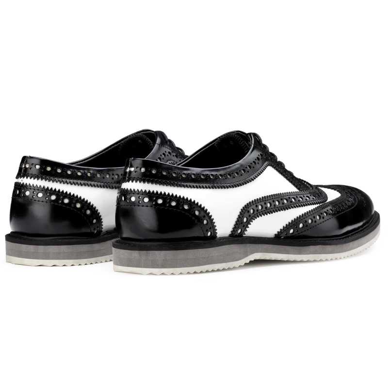 The Golf Designer Brogue in Black White - Escaro Royale
