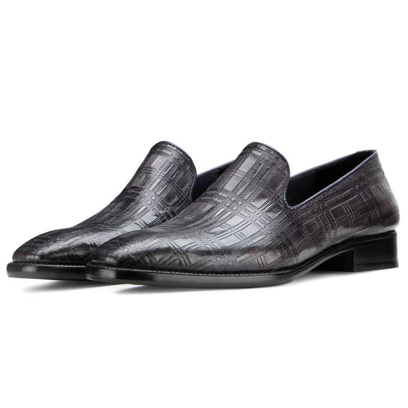 Carpo Embossed Loafers - Escaro Royale