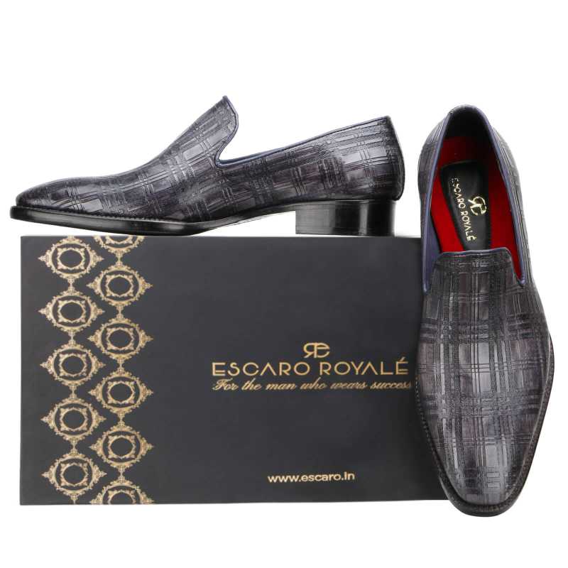 Carpo Embossed Loafers - Escaro Royale