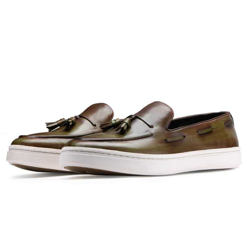 Riddler Tassel Sneakers - Escaro Royale