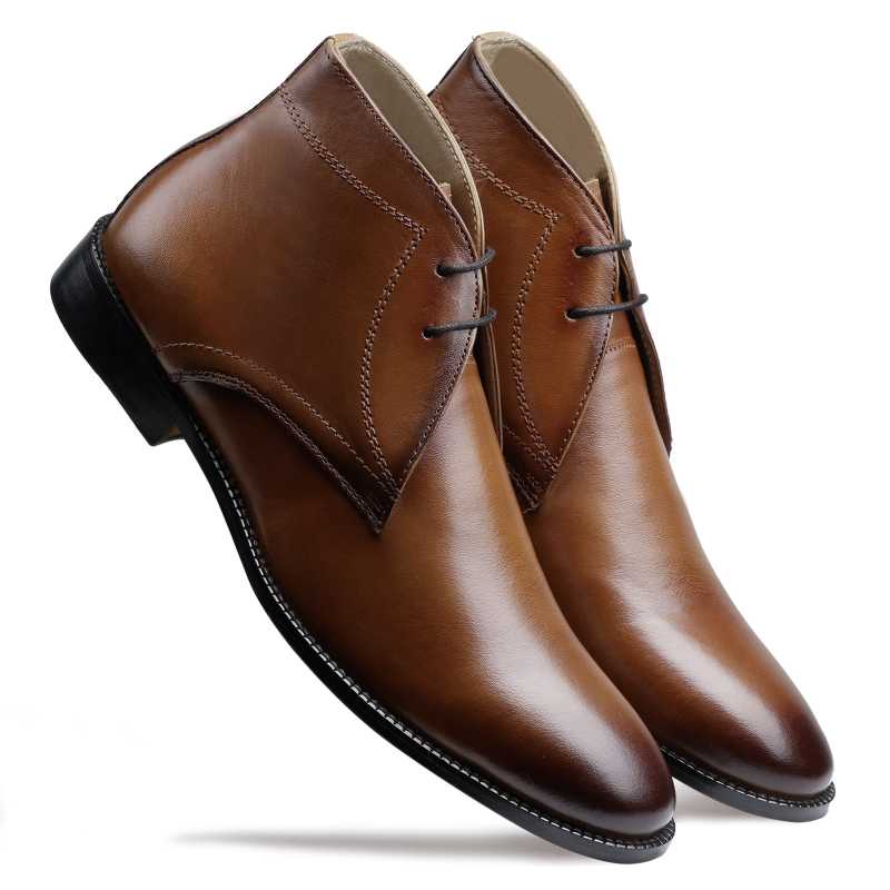 The Munich Chukka Boots in Tan - Escaro Royale