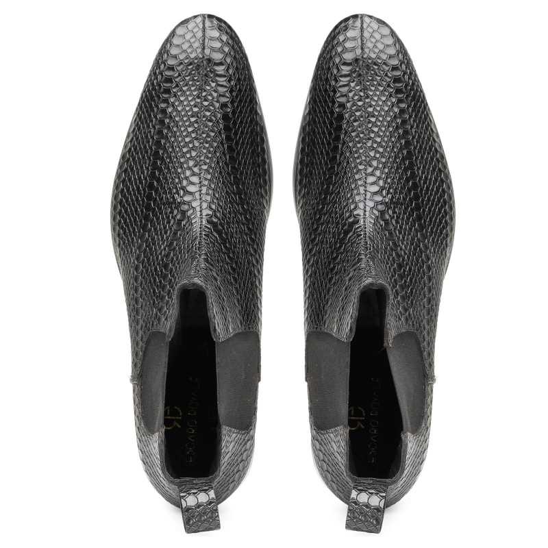 Neo Chelsea Boots in Black - Escaro Royale