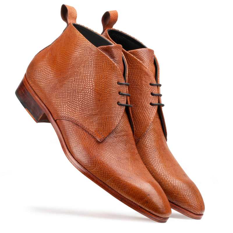 Optimus Chukka Boots in Patina Scales Tan - Escaro Royale